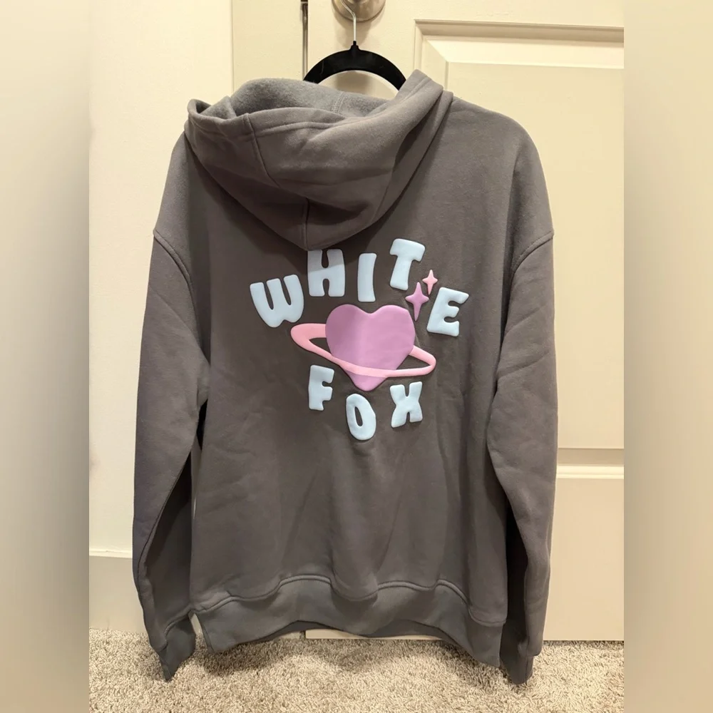 White Fox M/L Grey Rare Hoodie. 💕⚡️ - Picture 2 of 4